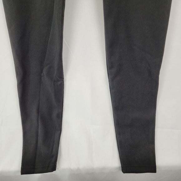 NEW SHEIN Women's Fleece Leggings Black Tapered Leg Size Medium US Size 6 - Picture 3 of 8